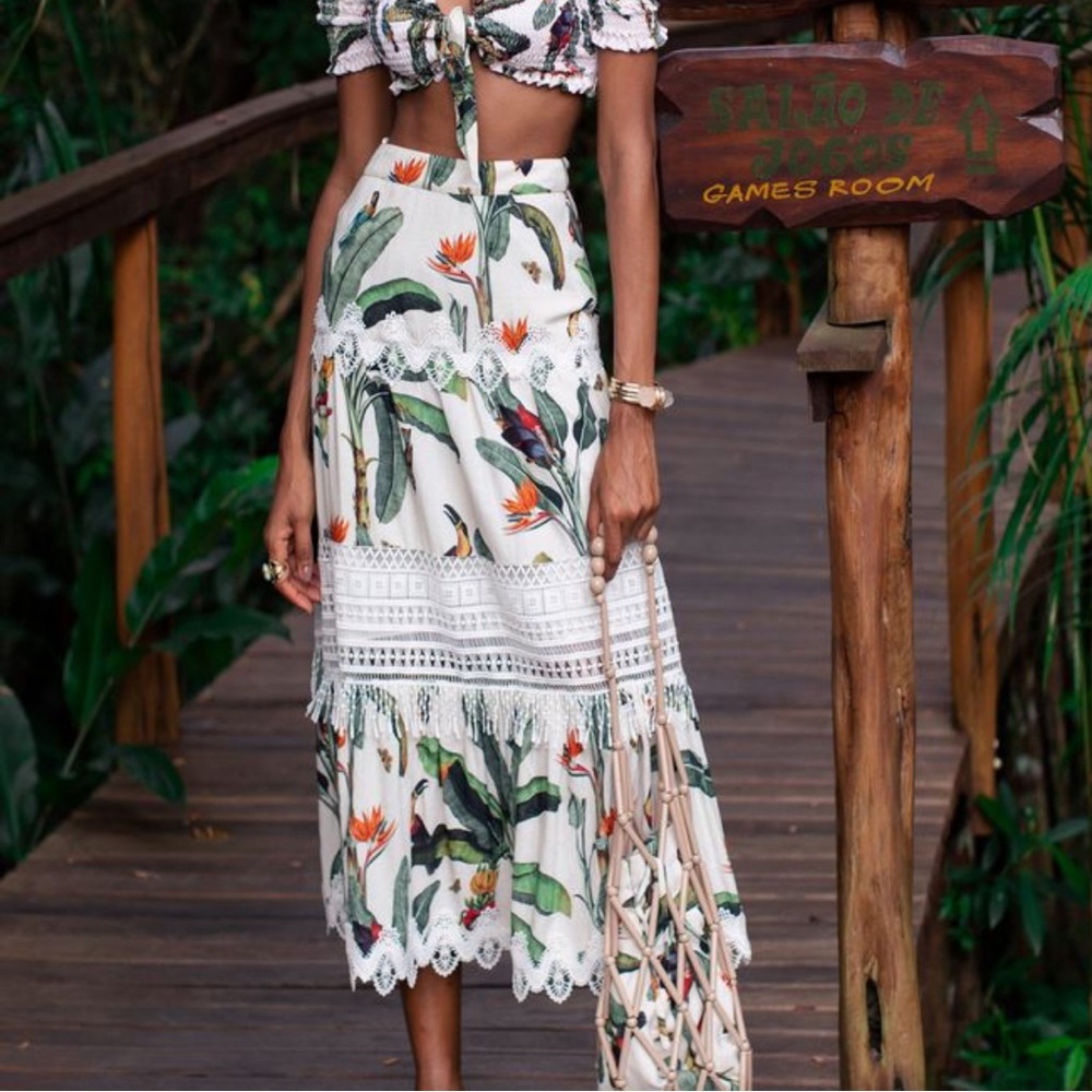 PatBo Lace tropical-print Midi Skirt - Orig. $680